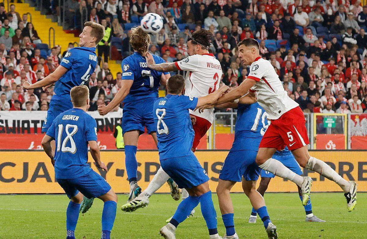 问鼎-莱万多夫斯基关键节点大胜，瑞士队带队取胜！的简单介绍