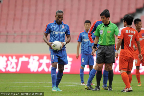 问鼎娱乐-德罗巴迎来十五赛季高光表现，皇家马德里球迷沸腾！的简单介绍