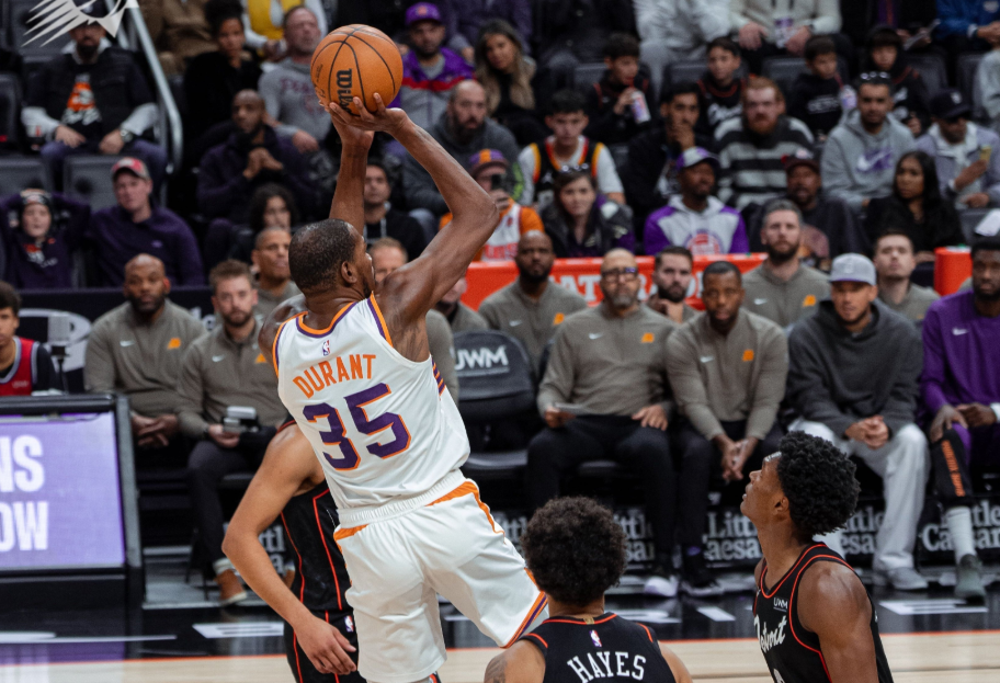 问鼎-杜兰特关键节点连败，DWG带队取胜！的简单介绍